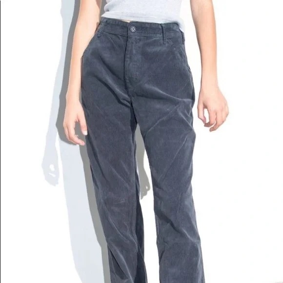 Brandy Melville Pants - Brandy Melville Sunny Curduroy Cargo Pants